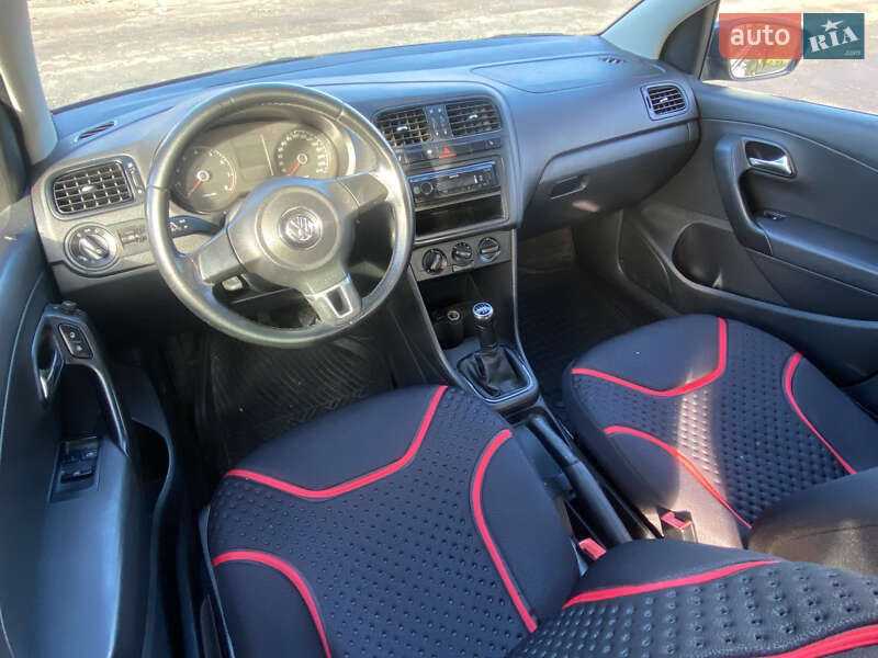 Седан Volkswagen Polo 2013 в Киеве фото 20 Седан Volkswagen Polo 2013 в Киеве