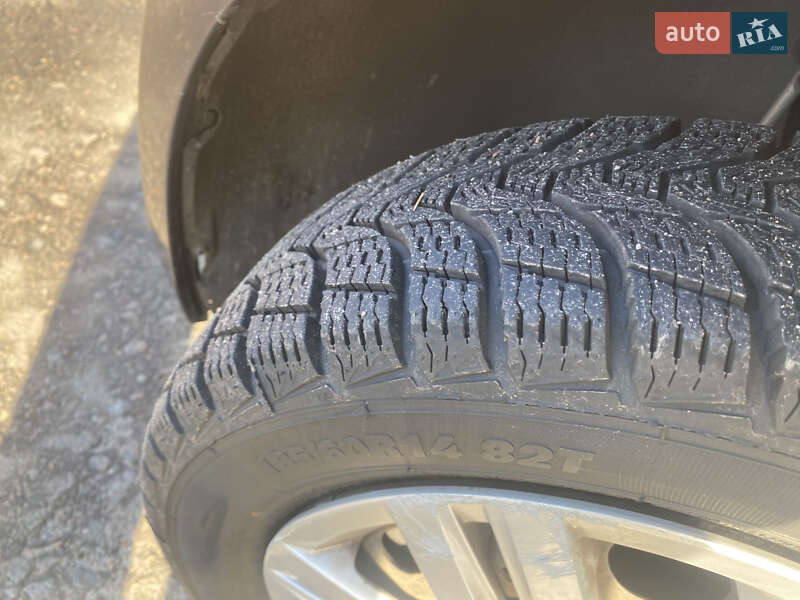 Седан Volkswagen Polo 2013 в Киеве фото 29 Седан Volkswagen Polo 2013 в Киеве