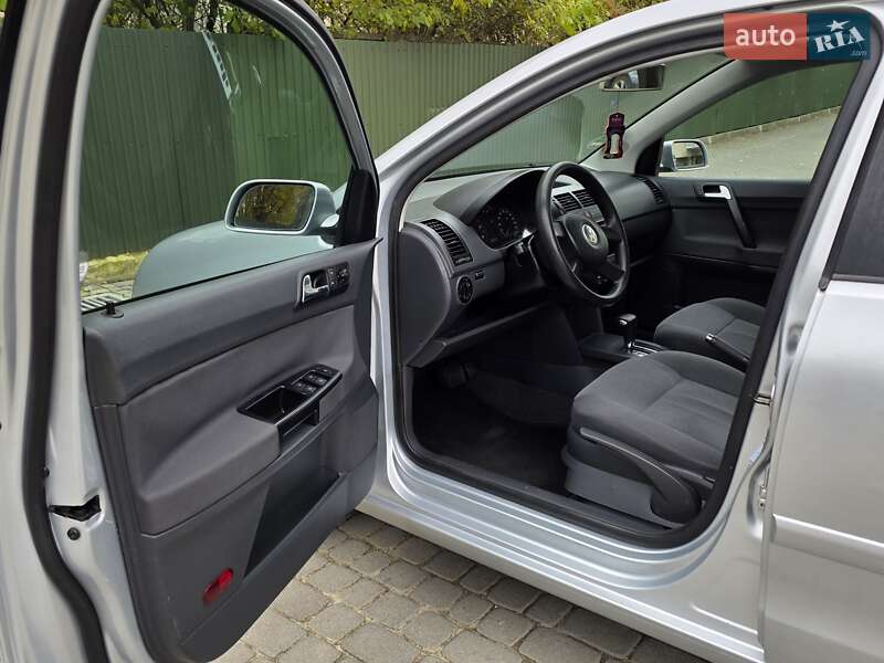 Хэтчбек Volkswagen Polo 2004 в Тернополе