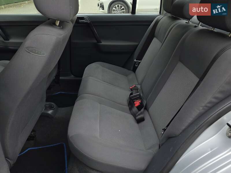 Хэтчбек Volkswagen Polo 2004 в Тернополе