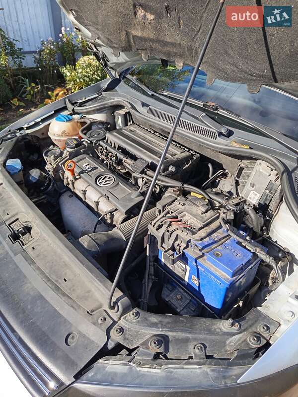 Седан Volkswagen Polo 2013 в Иванкове фото 7 Седан Volkswagen Polo 2013 в Иванкове