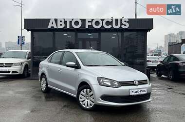 Седан Volkswagen Polo 2013 в Киеве