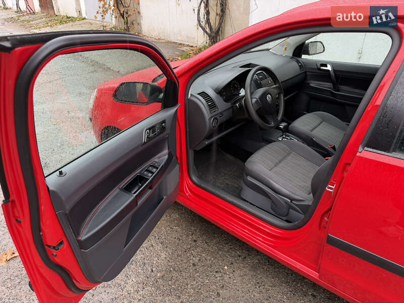 Хэтчбек Volkswagen Polo 2008 в Одессе