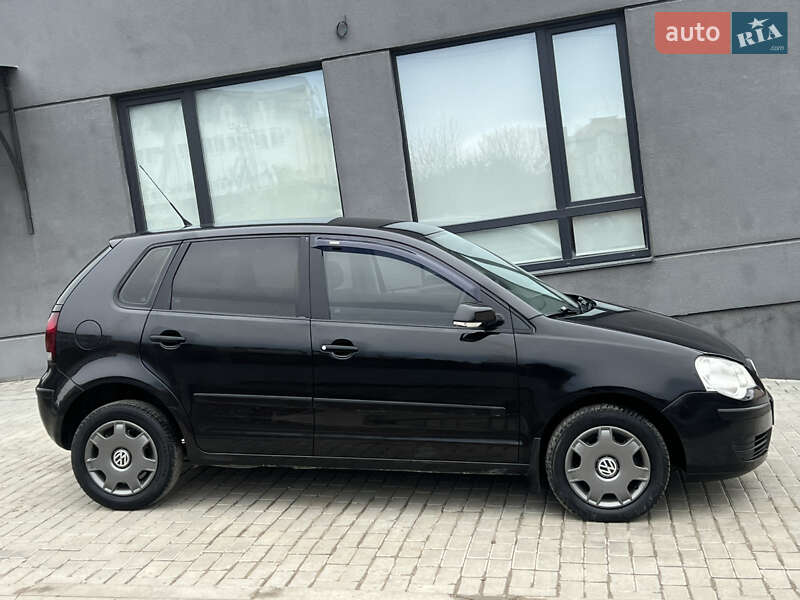 Хетчбек Volkswagen Polo 2006 в Тернополі