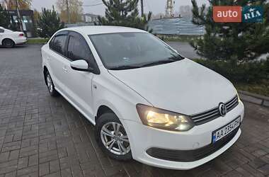 Седан Volkswagen Polo 2012 в Хмельницькому