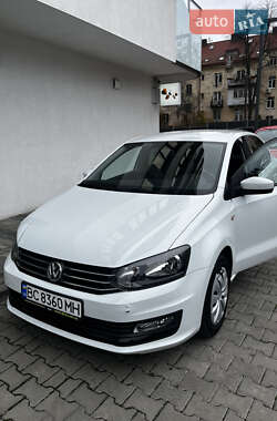 Седан Volkswagen Polo 2016 в Львове