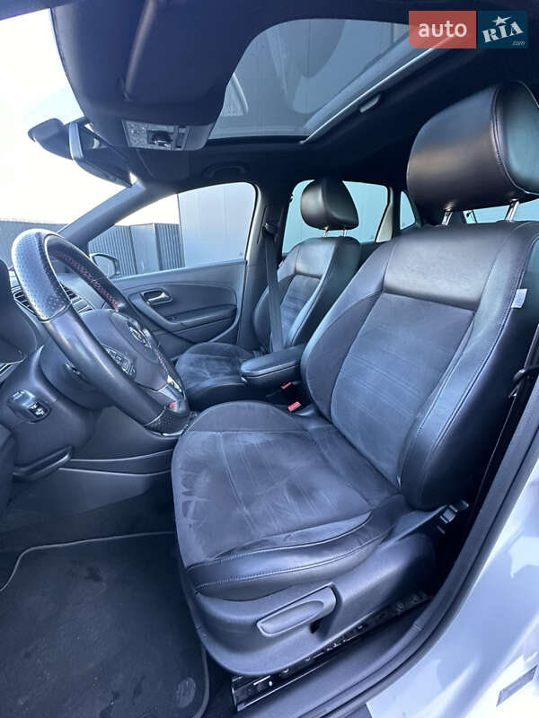 Хэтчбек Volkswagen Polo 2011 в Луцке