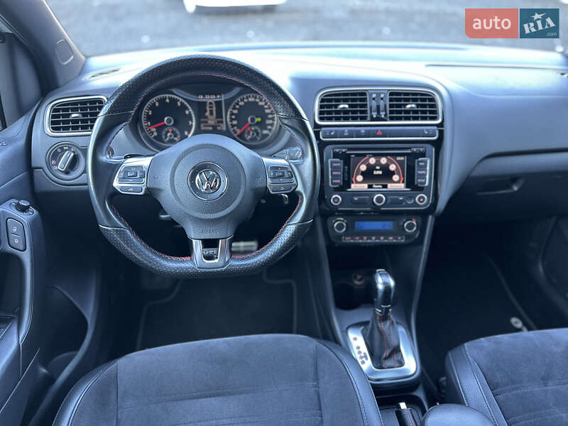 Хэтчбек Volkswagen Polo 2011 в Луцке