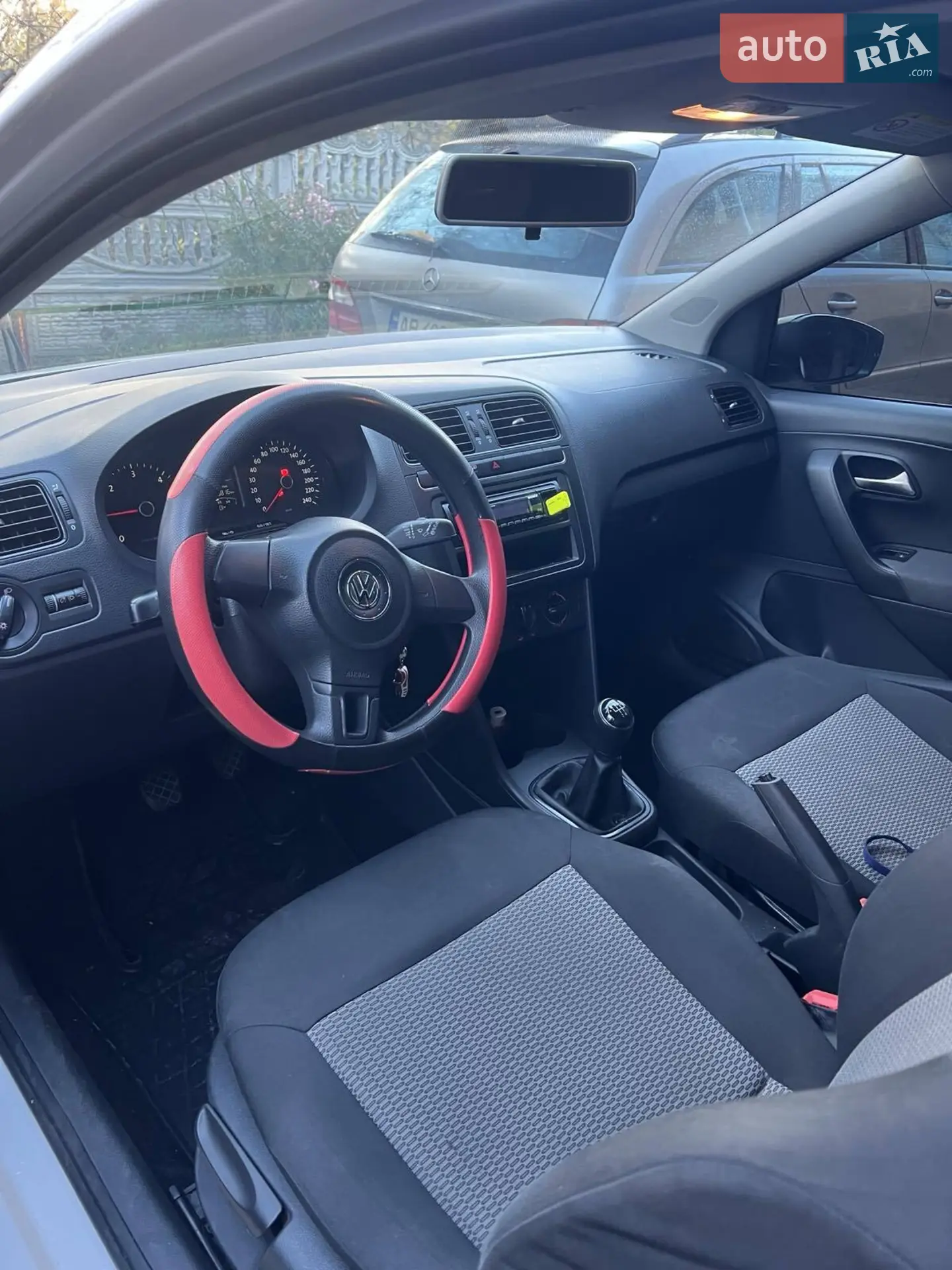 2014 Volkswagen Polo - мініатюра 15