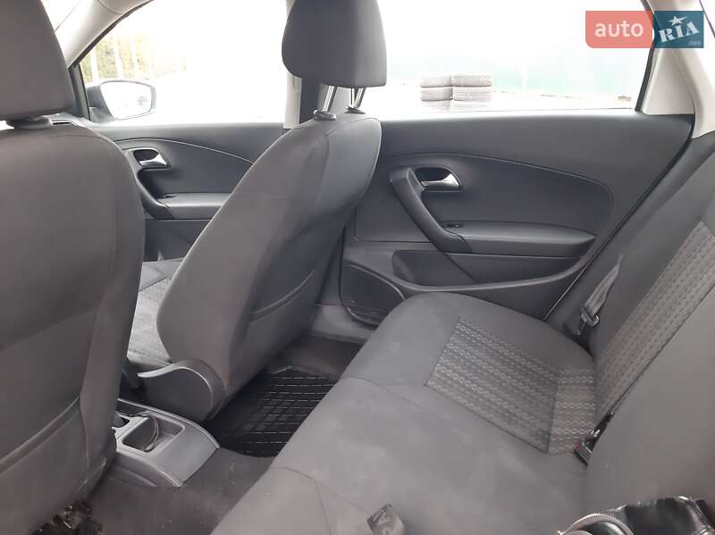 Седан Volkswagen Polo 2019 в Львове