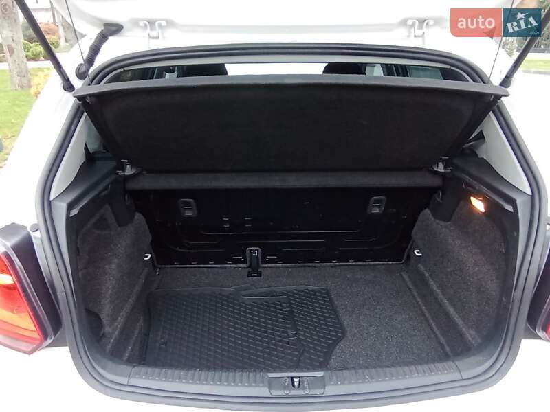 Хетчбек Volkswagen Polo 2012 в Харкові