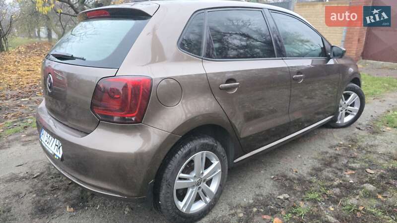 Хэтчбек Volkswagen Polo 2014 в Харькове