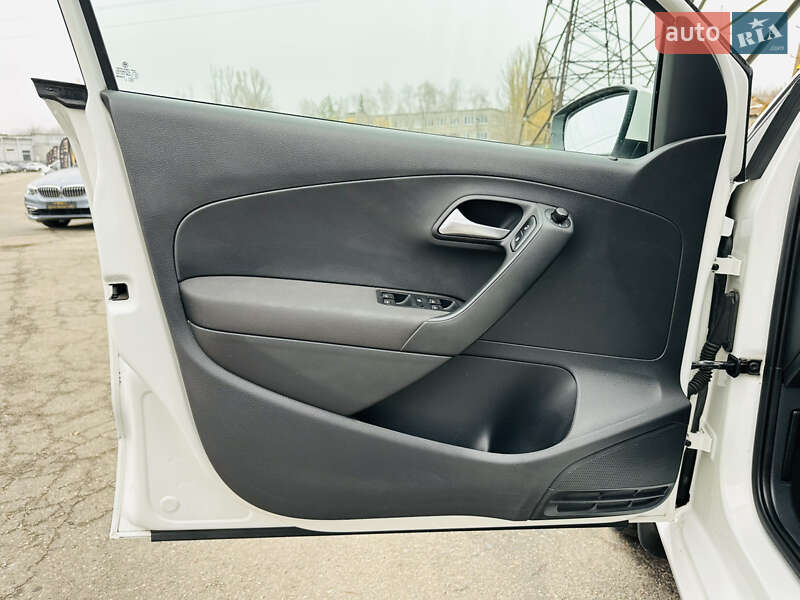 Хэтчбек Volkswagen Polo 2013 в Харькове