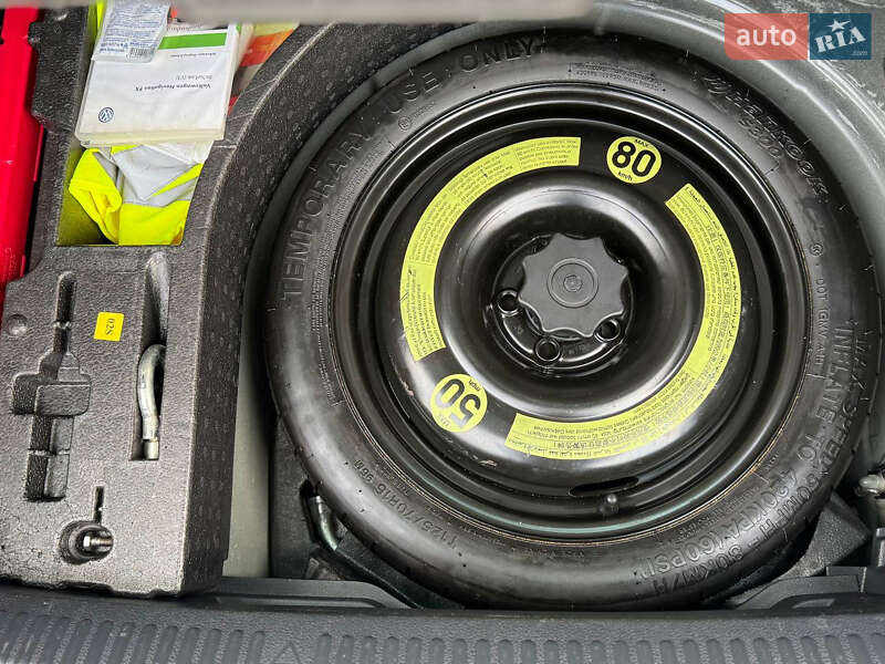 Хетчбек Volkswagen Polo 2011 в Стрию