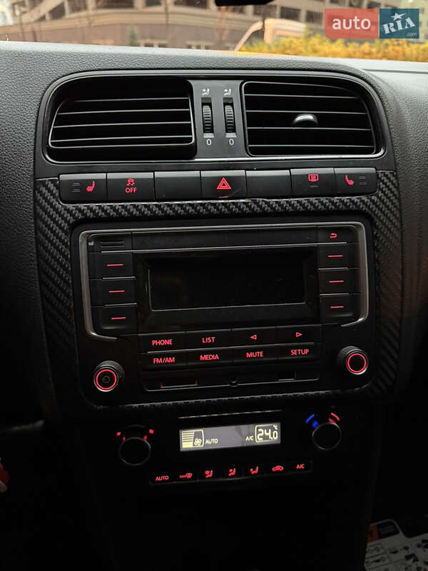 Седан Volkswagen Polo 2018 в Киеве