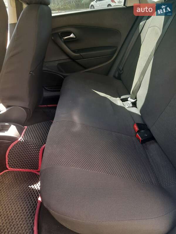 Седан Volkswagen Polo 2012 в Киеве