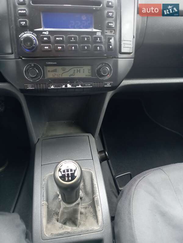 Хэтчбек Volkswagen Polo 2003 в Ужгороде