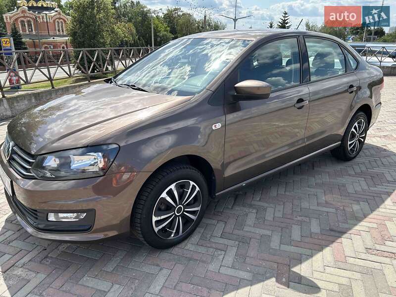 Седан Volkswagen Polo 2017 в Харькове