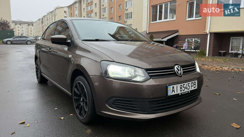 Седан Volkswagen Polo 2014 в Киеве