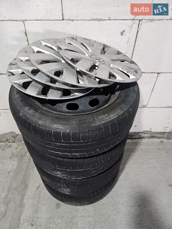 Седан Volkswagen Polo 2013 в Кагарлыке