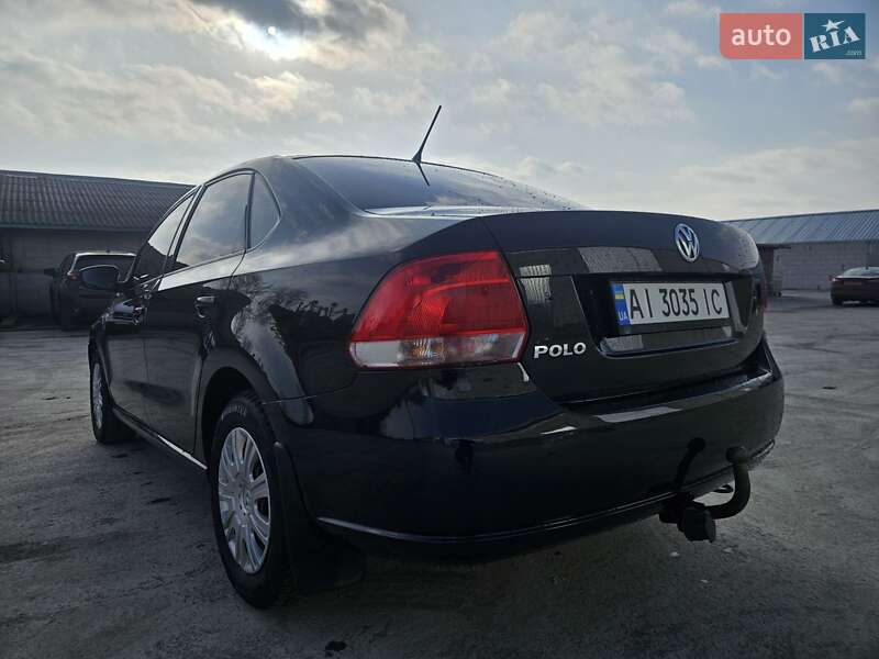 Седан Volkswagen Polo 2013 в Кагарлыке