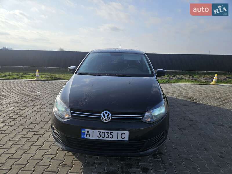 Седан Volkswagen Polo 2013 в Кагарлыке