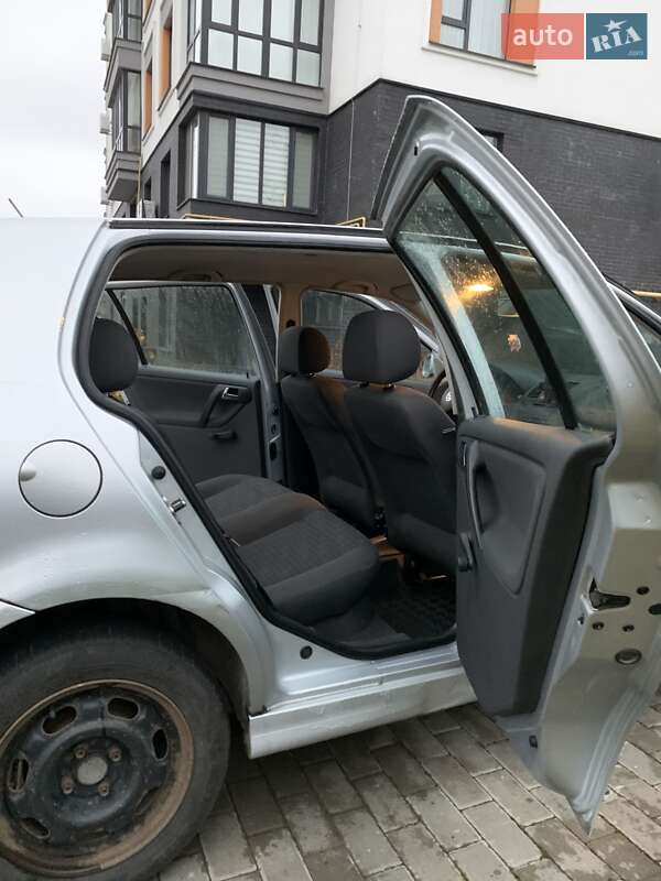 Хэтчбек Volkswagen Polo 2001 в Виннице