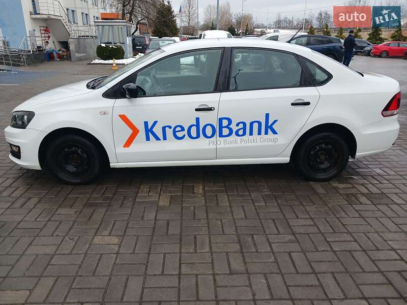 Седан Volkswagen Polo 2018 в Львове