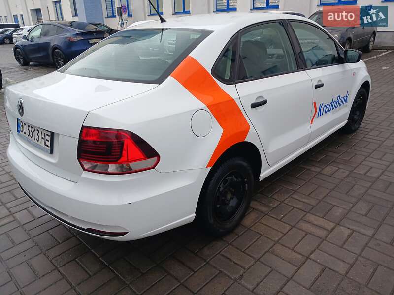 Седан Volkswagen Polo 2018 в Львове