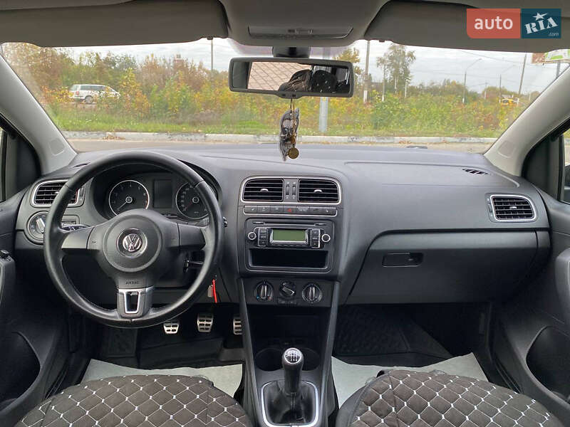 Хэтчбек Volkswagen Polo 2011 в Житомире