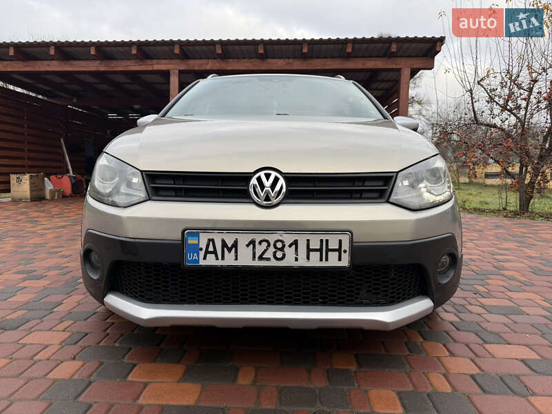 Хэтчбек Volkswagen Polo 2011 в Житомире