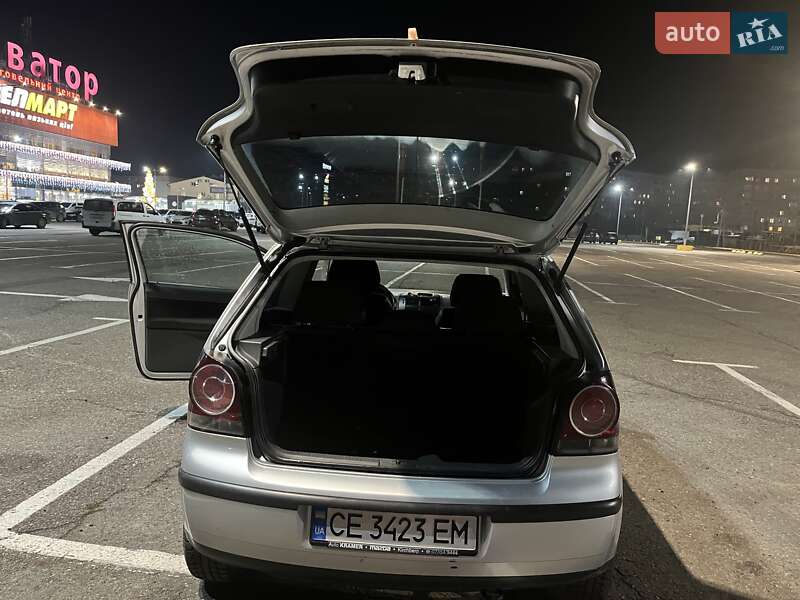 Хэтчбек Volkswagen Polo 2005 в Черновцах