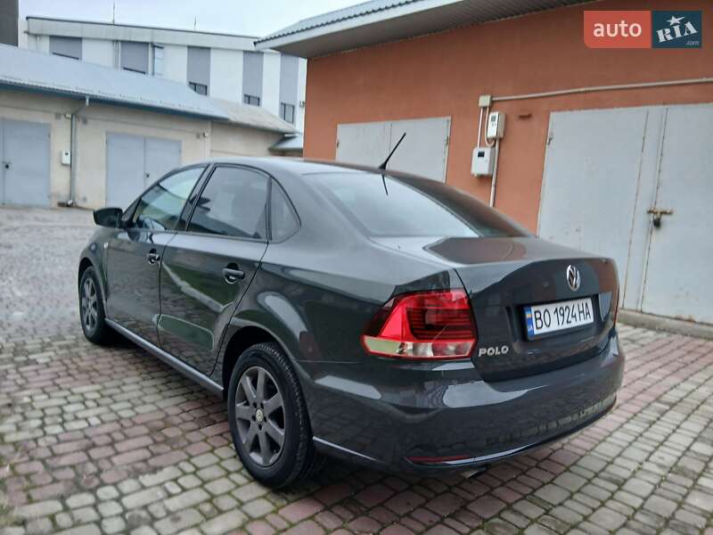 Седан Volkswagen Polo 2016 в Чорткове