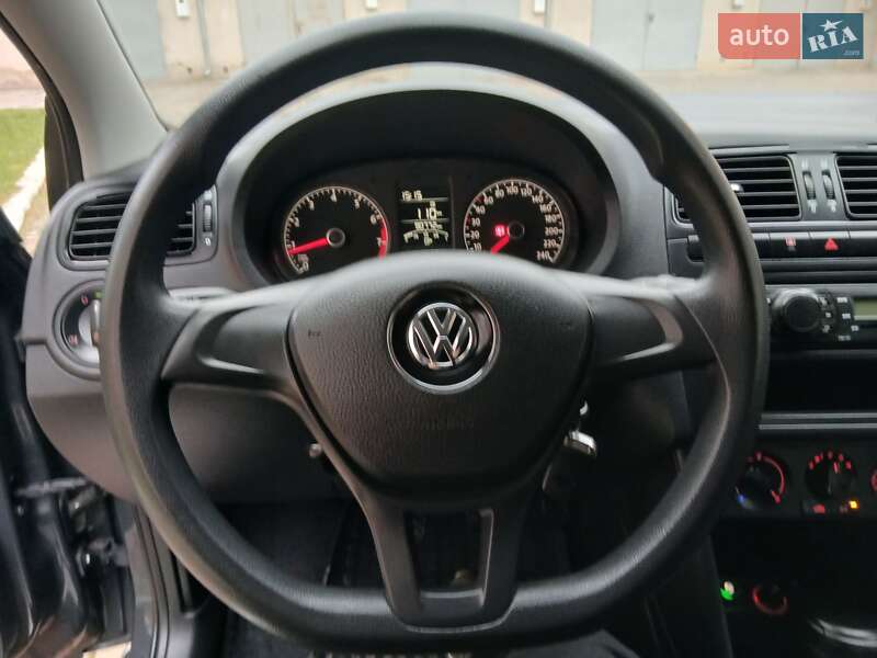 Седан Volkswagen Polo 2016 в Чорткове