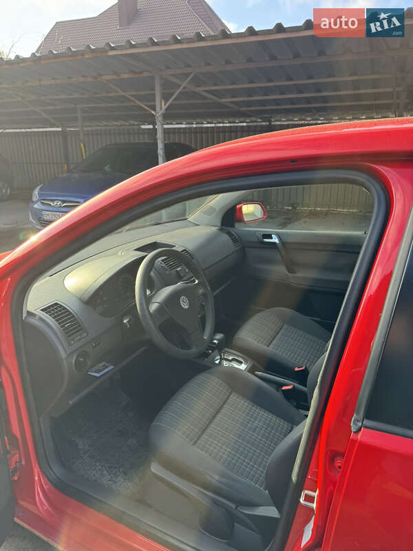 Хэтчбек Volkswagen Polo 2008 в Сумах