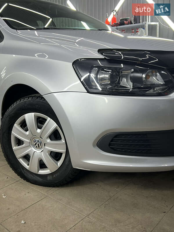 Седан Volkswagen Polo 2011 в Чернигове фото 6 Седан Volkswagen Polo 2011 в Чернигове