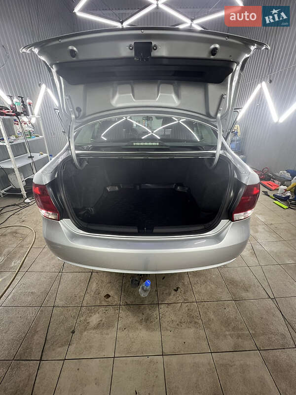 Седан Volkswagen Polo 2011 в Чернигове фото 11 Седан Volkswagen Polo 2011 в Чернигове