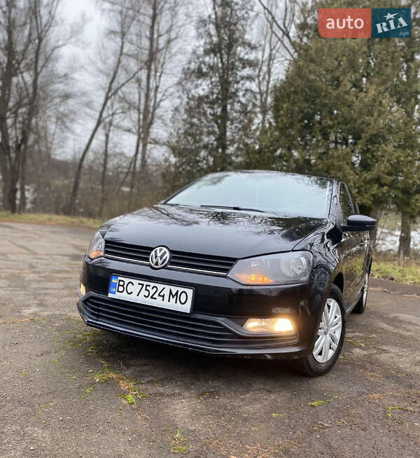 Хэтчбек Volkswagen Polo 2016 в Дрогобыче