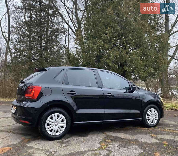 Хэтчбек Volkswagen Polo 2016 в Дрогобыче