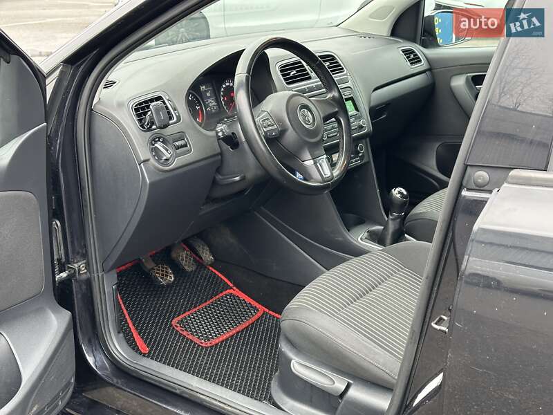 Хэтчбек Volkswagen Polo 2012 в Киеве фото 12 Хэтчбек Volkswagen Polo 2012 в Киеве