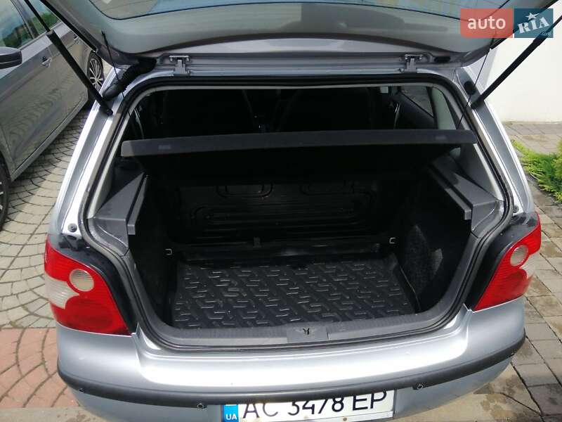 Хэтчбек Volkswagen Polo 2003 в Луцке