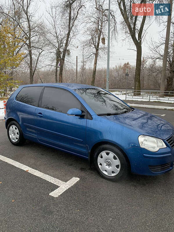 Хэтчбек Volkswagen Polo 2006 в Изюме