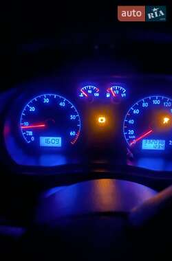 Хетчбек Volkswagen Polo 2002 в Сторожинці