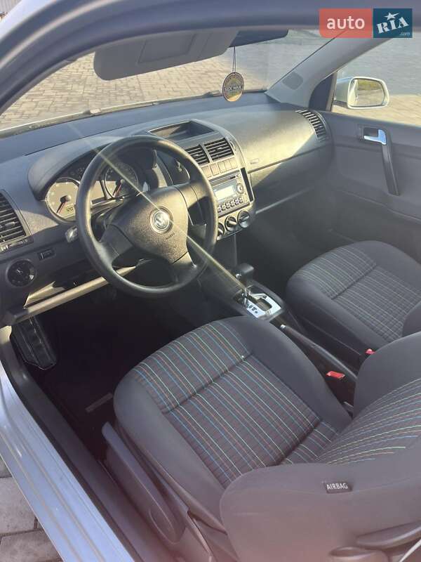 Хэтчбек Volkswagen Polo 2008 в Здолбунове