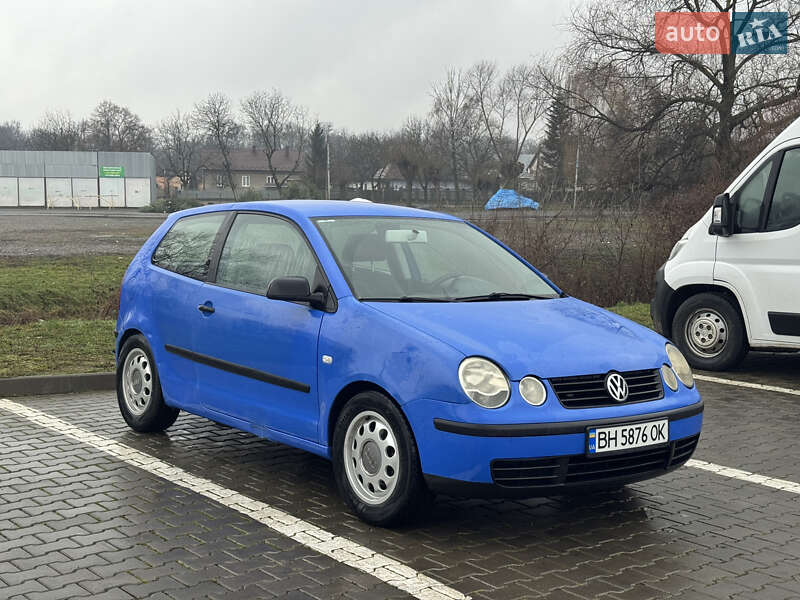 Хэтчбек Volkswagen Polo 2004 в Черновцах