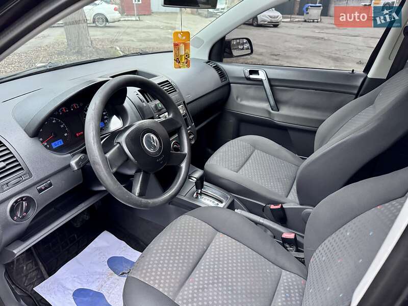 Хэтчбек Volkswagen Polo 2005 в Киеве