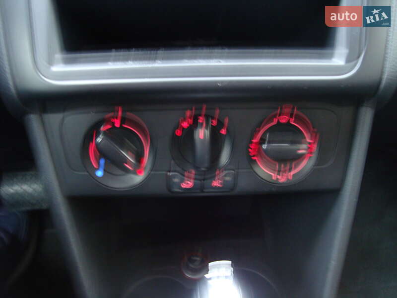 Хэтчбек Volkswagen Polo 2010 в Виннице