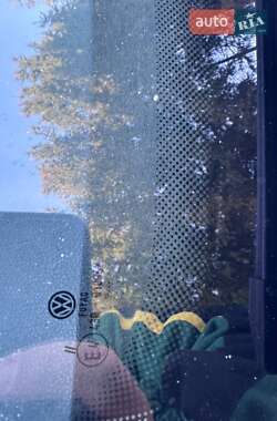 Седан Volkswagen Polo 2017 в Ровно