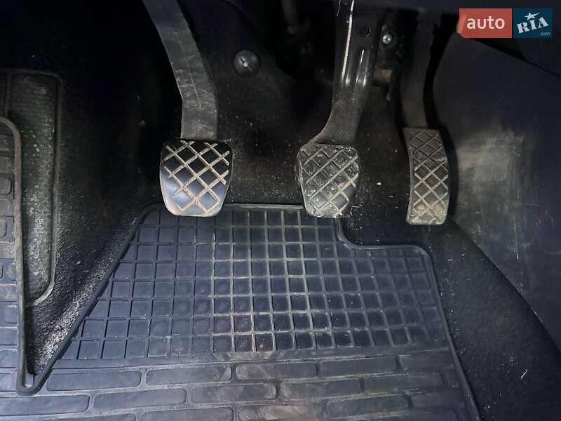 Седан Volkswagen Polo 2017 в Звягеле