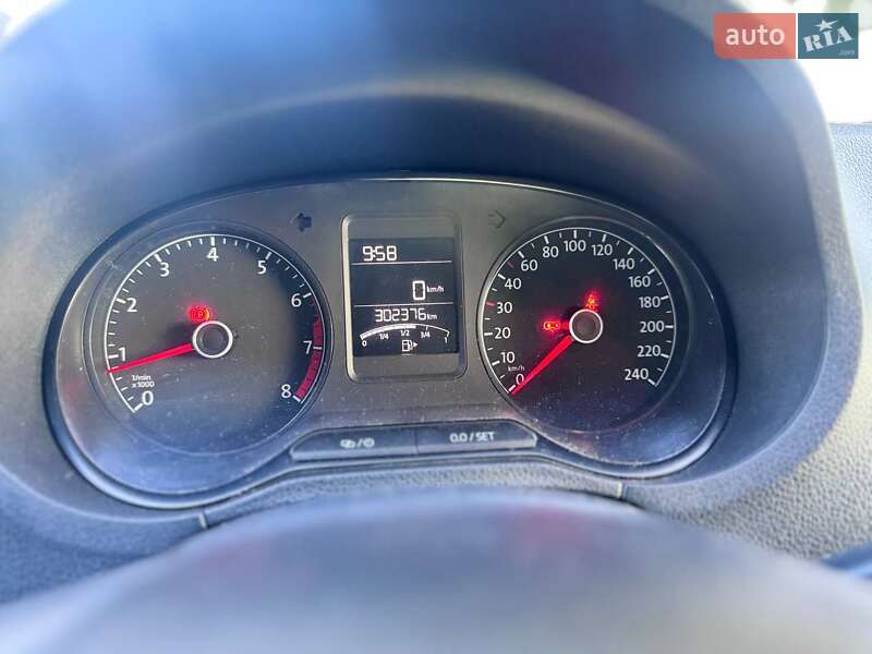 Седан Volkswagen Polo 2017 в Звягеле